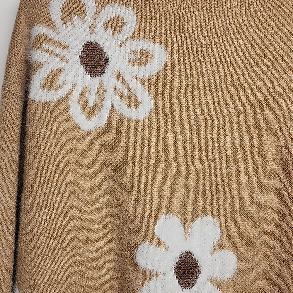 Dokotoo Tan & White Floral Button-down Cardigan Sweater Sz L Gardencore Adorable - Picture 6 of 10